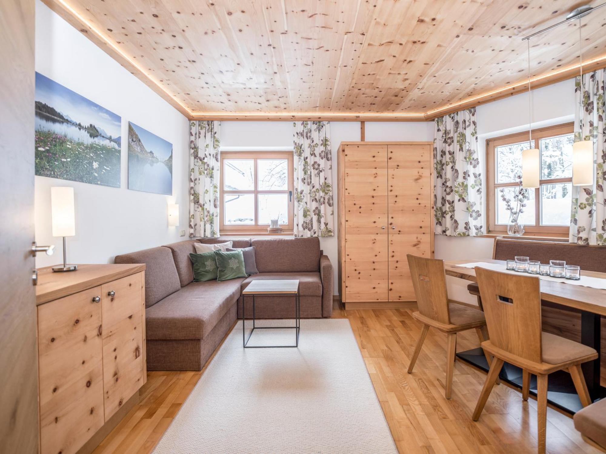 Appartementhaus Trixl Fieberbrunn Exteriör bild